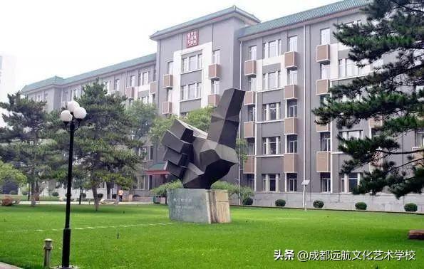 探索中国传媒大学分数线，梦想与现实的交汇点