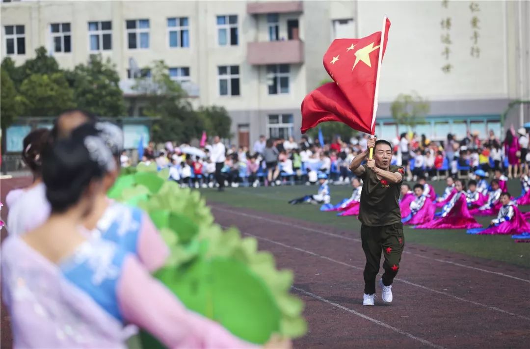 欢庆国庆，共筑中国梦的辉煌篇章