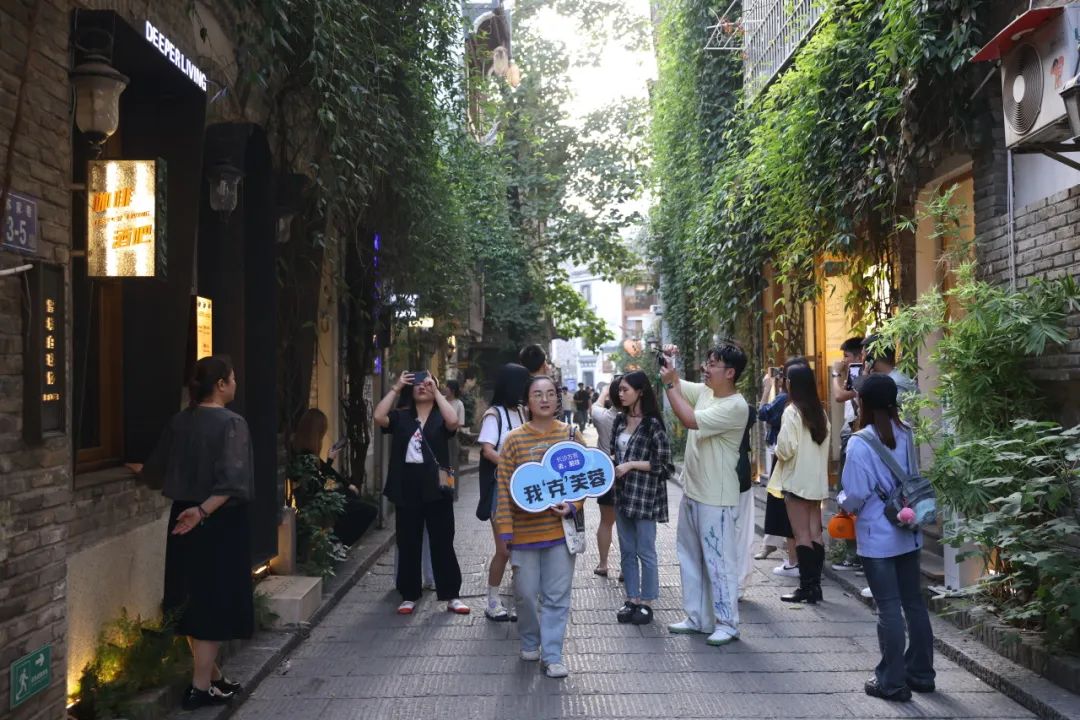 澳门新貌,探索最新最快的资讯与动态2025新澳门最精准免费大全