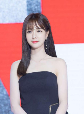 香江遗梦，香港60后美女明星的璀璨时光香港60后美女明星照片